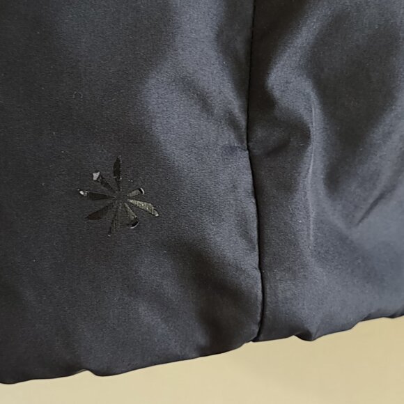 Athleta Girl Reversible Warm+Fuzzy Puffer Jacket Size Large (12) - Picture 11 of 11